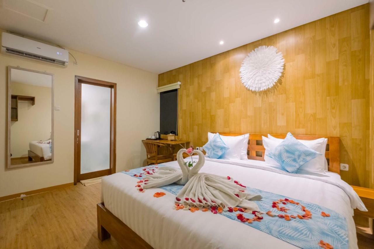 Caroline Guest House Canggu  Exterior photo