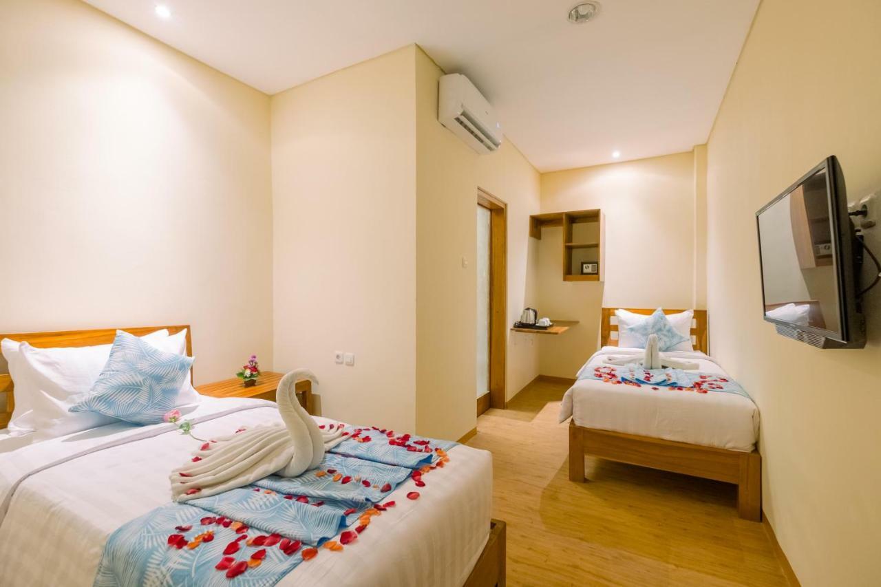 Caroline Guest House Canggu  Exterior photo